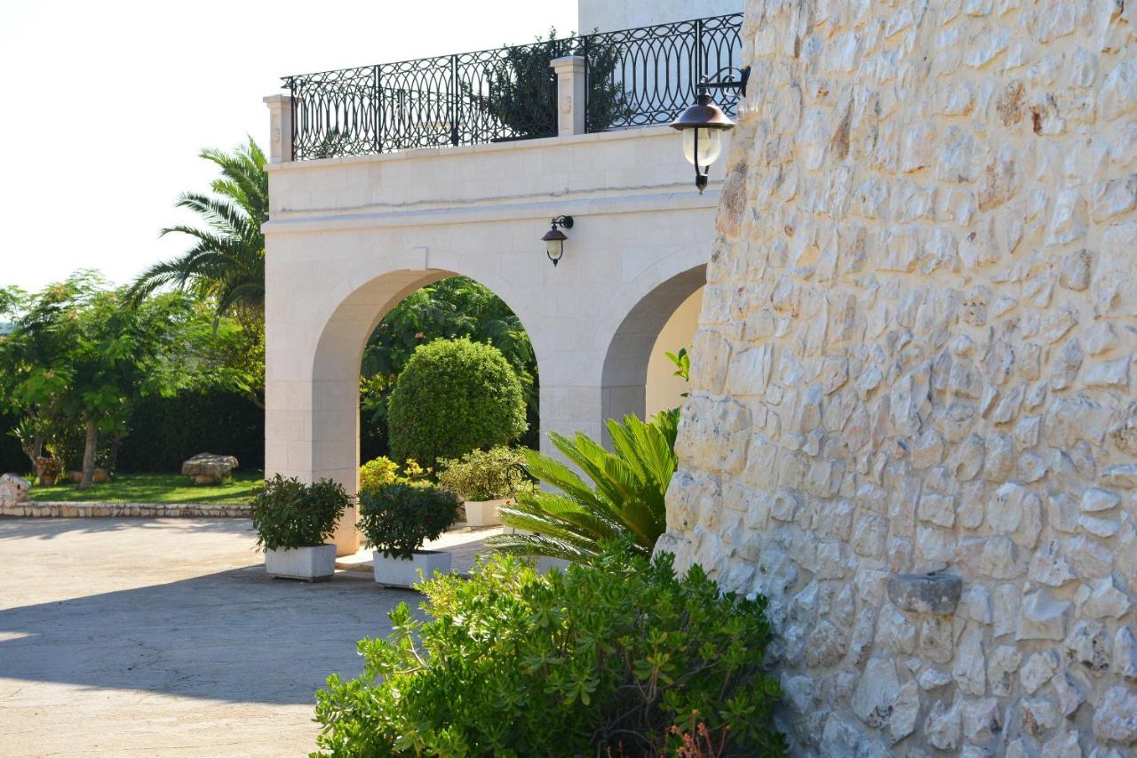 Masseria Peppeturro Cisternino Luaran gambar